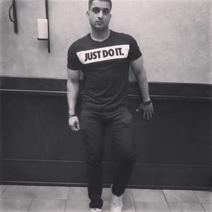 Meet your Posher, Romil